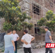 绥宁县：持续开展自建房整治提升居住环境