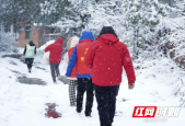 邵东市民政局“闻雪而动”送温暖