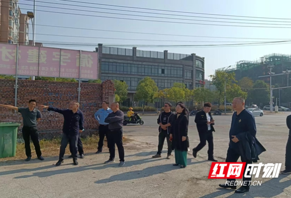 邵阳市交通运输局就师生出行困难问题赴邵阳市第十二中学调研