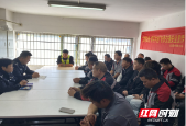 北塔交警：“双十一”交通安全走进快递企业
