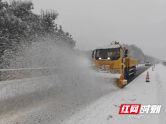 迎战大寒潮丨邵阳高速：浴“雪”奋战昼夜不停 守护春运平安