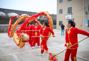 湖南邵阳：喻家花龙百年技艺永流传