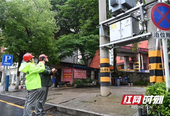 国网邵阳供电公司：冒雨紧急消缺 保障考点供电