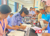 邵阳县公安局交警大队：家门口的车管所 便民服务零距离