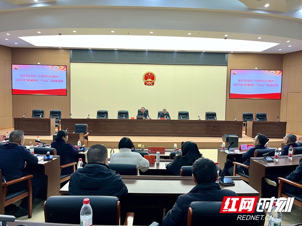 微信图片_20251209153935_197_413.jpg 微信图片_20251209153935_197_413.jpg