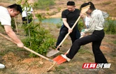 “植”得青山在 常在绿水间——邵阳市检察院开展义务植树志愿服务活动