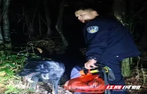 紧急搜救11小时！深夜山林里，邵阳县公安终于找到走失的他