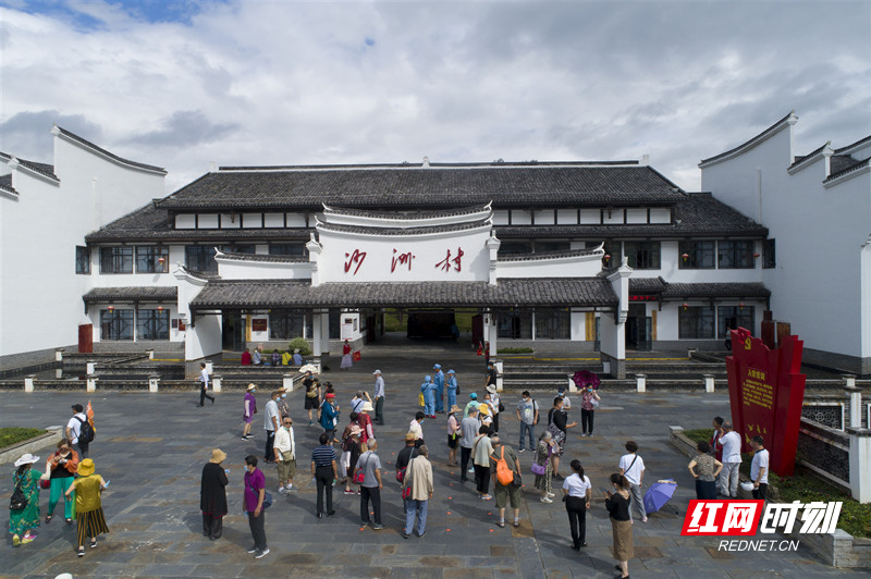 郴州“十一”假日旅游市场火爆有序 红色旅游成最亮色