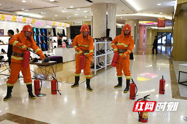 郴州：“把脉”22家商业综合体消防安全