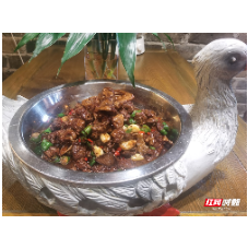 苏仙美食周丨稻田鸭：一只鸭三个人九碗饭