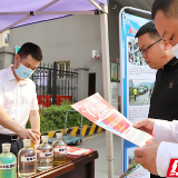 不加来路不明的油！中石化郴州分公司开展消费者权益日宣传活动