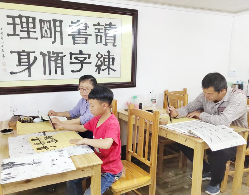 图片1_副本.jpg 图片1_副本.jpg