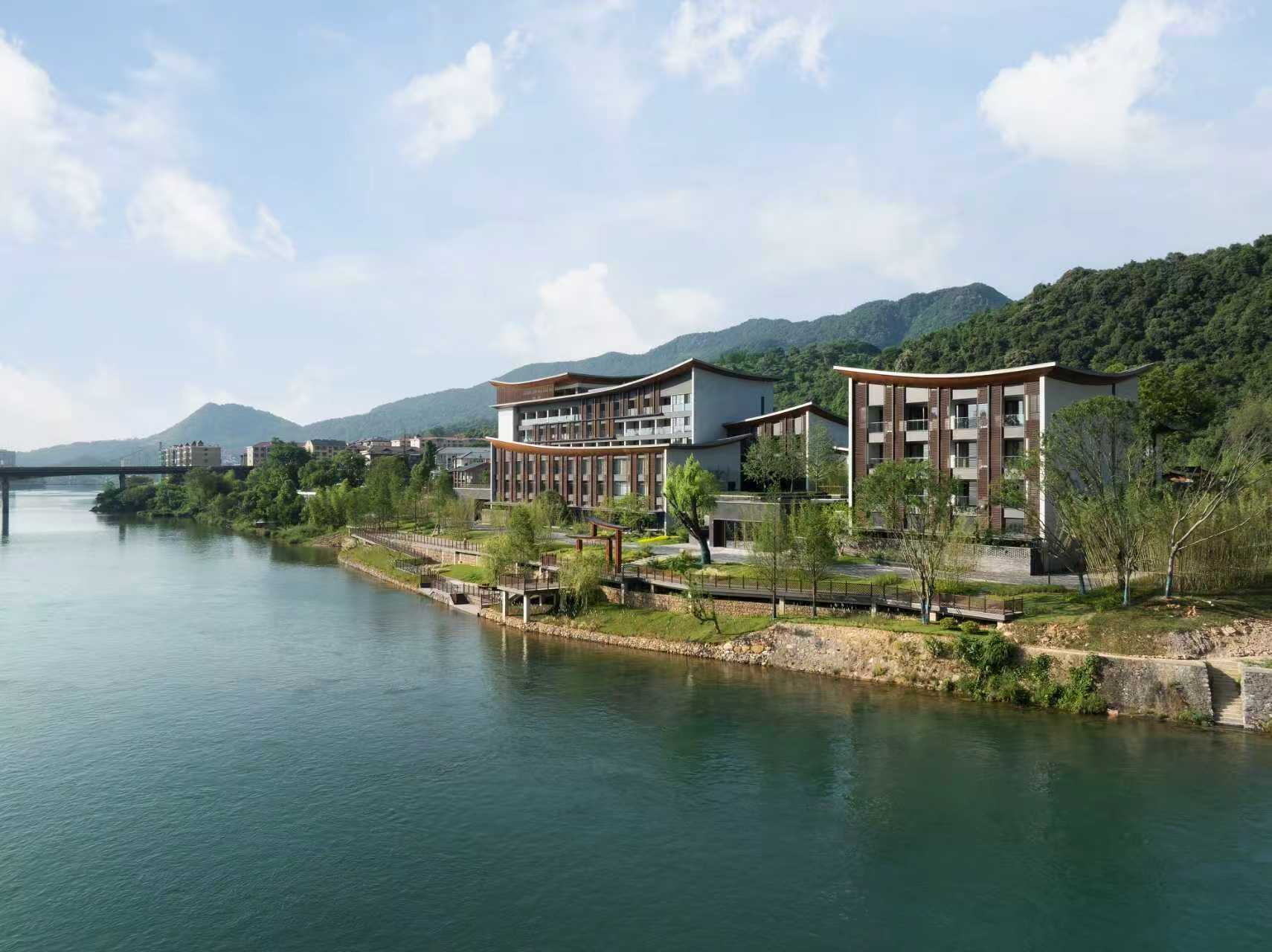 堂姐的诗和远方