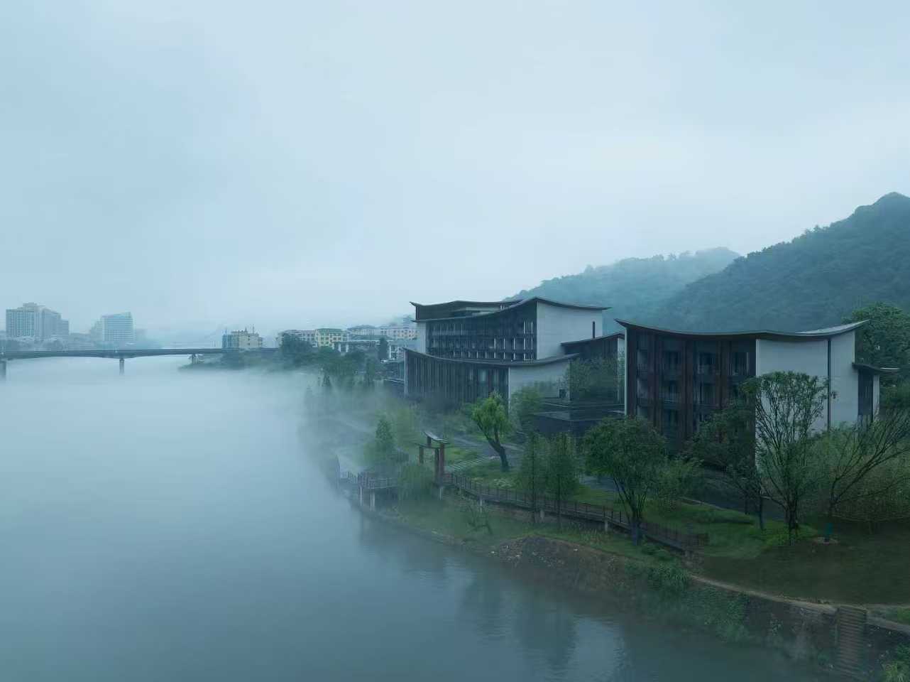 微信图片_20251001213214.jpg
