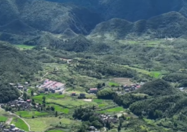 仙山有梦，石宴含情  ——致白水仙山走向世界的诗意长歌