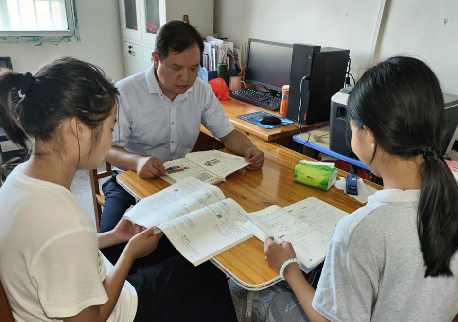 邱健锋:深耕体教融合 以球育人促成长