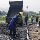 资兴市唐洞街道：修筑移民 “致富路”