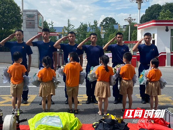 宜章：消防安全教育从娃娃抓起