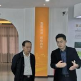 谭精益一行考察新宁县电子商务进农村综合示范项目建设情况