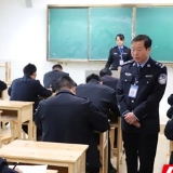 城步公安局组织全体辅警进行理论知识考试