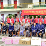 武冈市税务局开展“爱心慰问敬老院，传递温暖显真情”志愿者活动