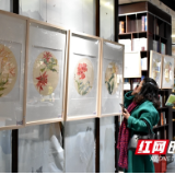 让艺术气息彰显品位和格调  “书香雅居”小幅精品展开幕 