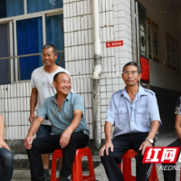 爱心铺满回乡路，社会各方助力漂泊37年的新邵老人回家