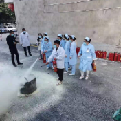 邵阳市第二人民医院组织安全生产（消防）应急帐篷逃生及灭火演练