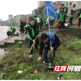 新宁县开展“保护母亲河、清理河道垃圾”学雷锋 志愿服务活动