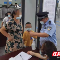 把好“出入关”，守好“南大门”——记大祥区百春园派出所“老黄牛”罗仲平