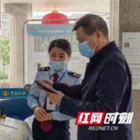 武冈税务：“一把手”带头走流程、解难题、优服务