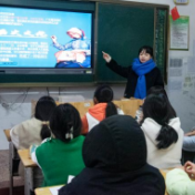 邵阳学院设计艺术学院学子助力乡村美育课堂建设    