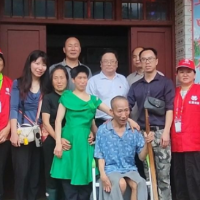 湖南新宁：十八载寻亲路终抵团圆站 爱心接力织就温情归家网