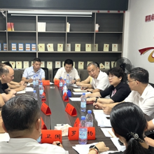 周迎春以市人大代表身份参加市人大代表小组主题活动