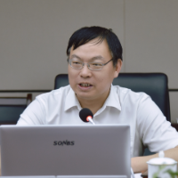罗卫华当选为现代投资董事长