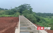 衡东县：重建渡槽畅渠水 为民解忧促粮收