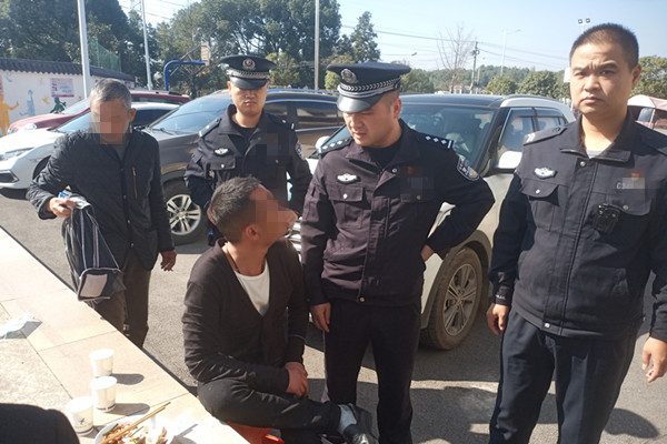 驻村辅警图片2_副本.jpg