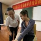 “救”在身边 校园守护 湖南省红十字会开展救护员培训