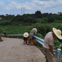 邵阳市北塔区为农村公路系上“安全带”