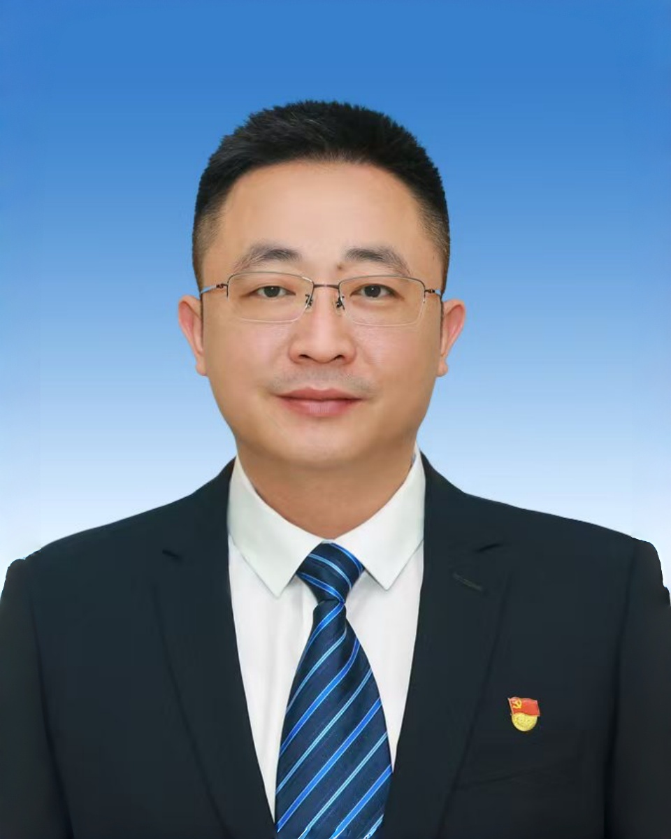 刘屹颀_副本.jpg