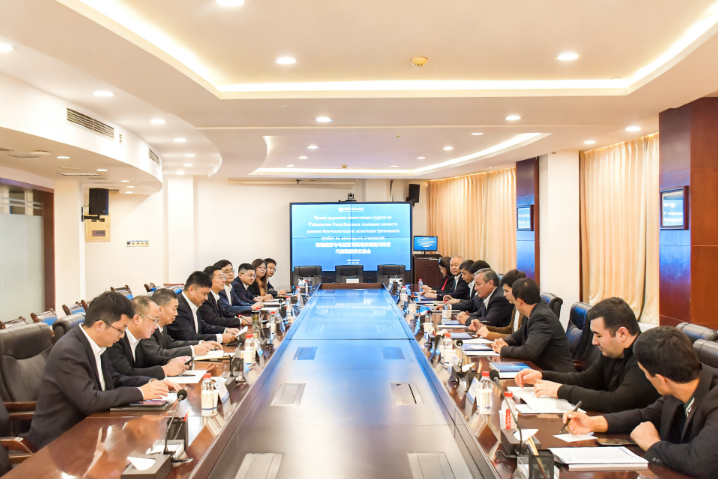 Uzbekistan’s Andijan Region delegation visits HCIG