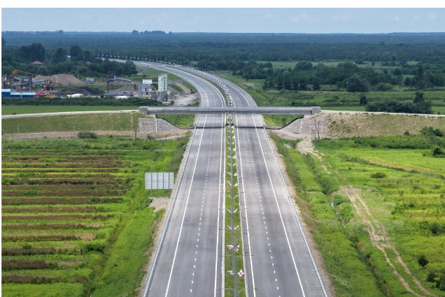 E60 Highway Lot 3 in Georgia Fully Opens to Traffic Georgian Prime Minister Attends Opening Ceremony