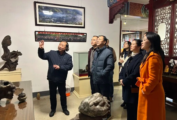 省侨联党组成员、副主席李祖元一行到郴州走访调研