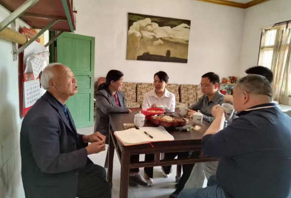 湘潭县侨联：常态化上户走访 托起老年侨眷幸福晚年