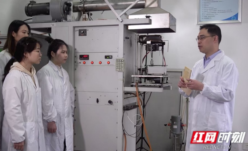 ec735e2cbb0a55ed379bee1ab64aa2cc.jpg ec735e2cbb0a55ed379bee1ab64aa2cc.jpg