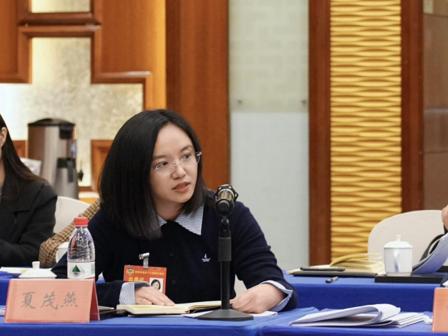 两会现场丨笔记本上的“创新答卷”