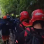 紧急驰援！长沙消防救援机动支队冒雨救援受困群众