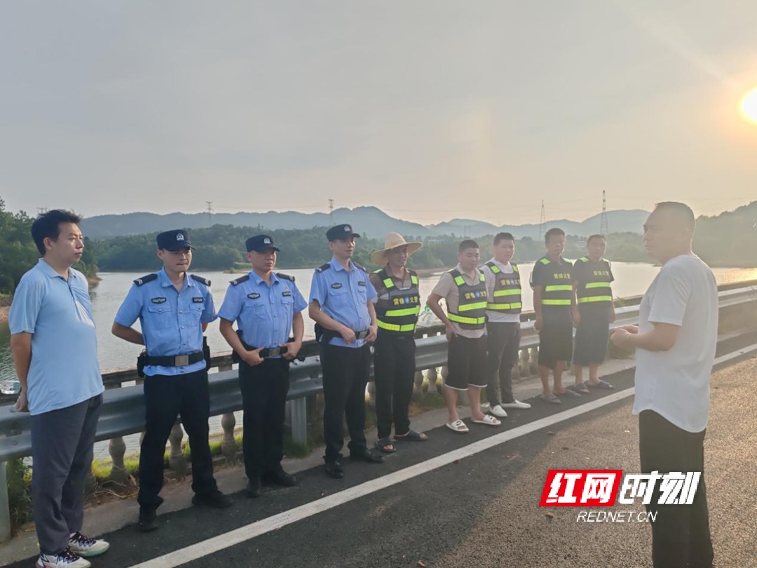 图片3.jpg 图片3.jpg