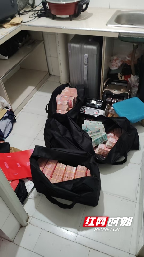 微信图片_20251229121356_53_1626.jpg 微信图片_20251229121356_53_1626.jpg