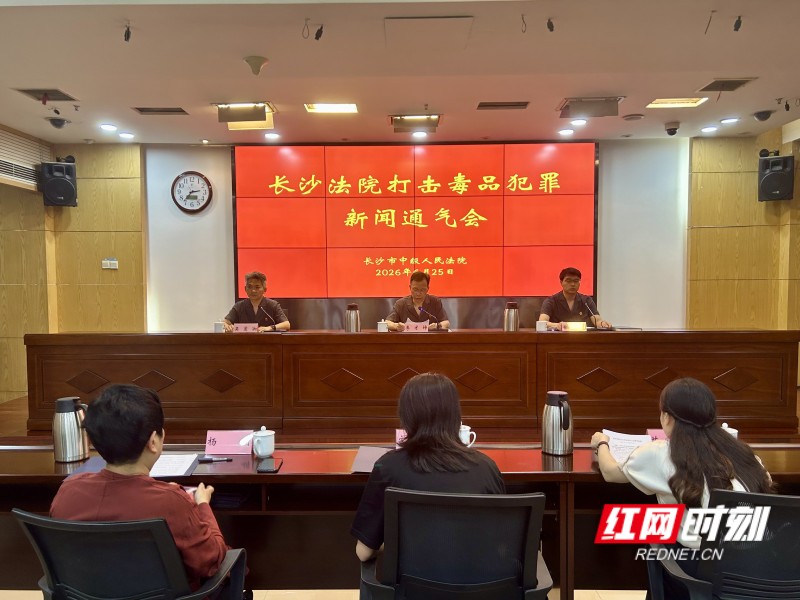 cdb20dffa406de56fed4ef773c570c13.jpg